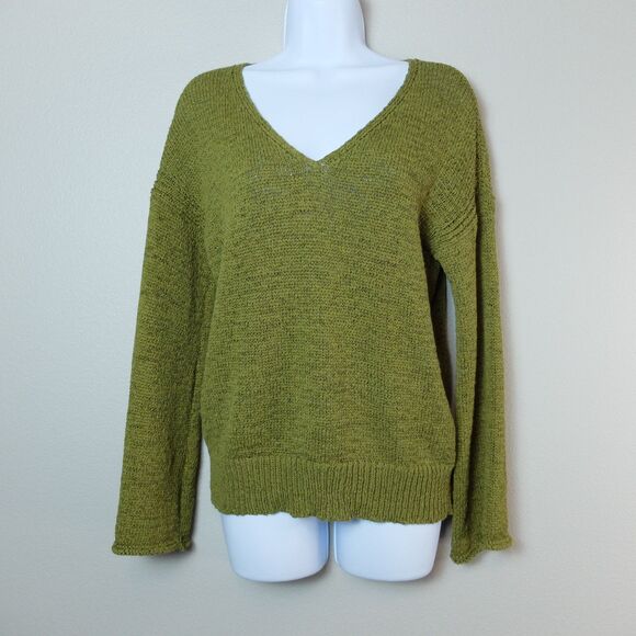 J Crew Green Bell Sleeve Sweater Size Medium - Picture 1 of 9